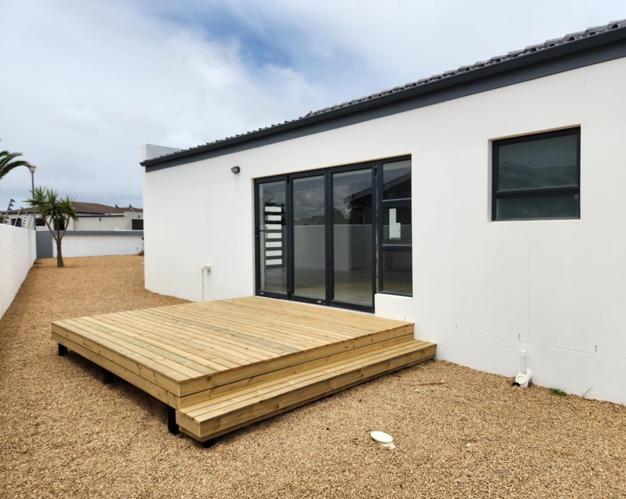 3 Bedroom Property for Sale in Country Club Western Cape